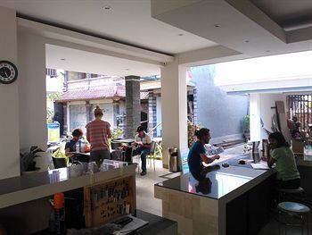 Kubu Hotel Kuta  Ngoại thất bức ảnh